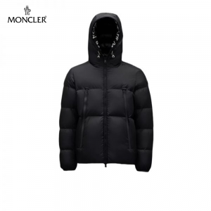 【秋冬に暖かさを】MONCLER モンクレール Montcla ショートダウンジャケット ブラック G20911A00144C0300999